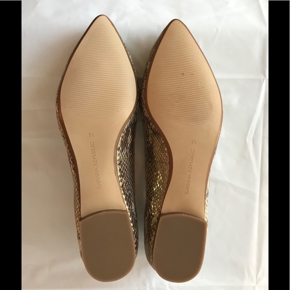 Banana Republic Flats 7 1/2 - Picture 7 of 8